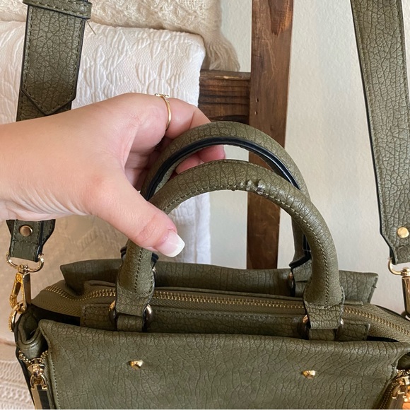 Free People olive green zipper detailed bohemian multi wear bag - Picture 3 of 10